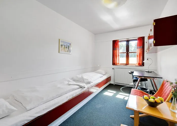 希勒勒大宿舍酒店 旅馆 *